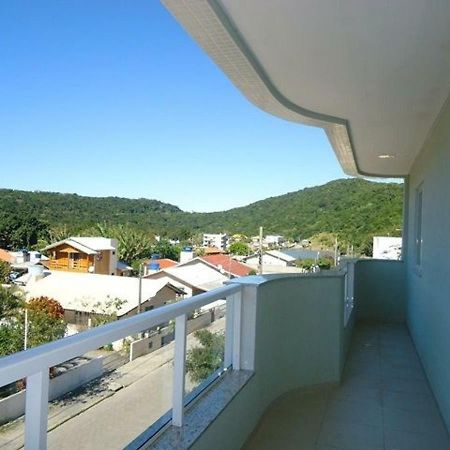 Res. Antonio Pinheiro. Apartamento com 2 dormitórios. Bombinhas Exterior foto
